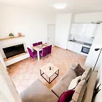 Oceanfront Oasis 770 *