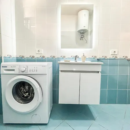 Oceanfront Oasis 770 Apartment