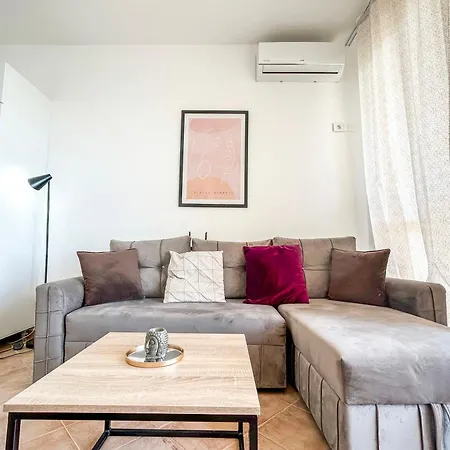 Apartment Oceanfront Oasis 770